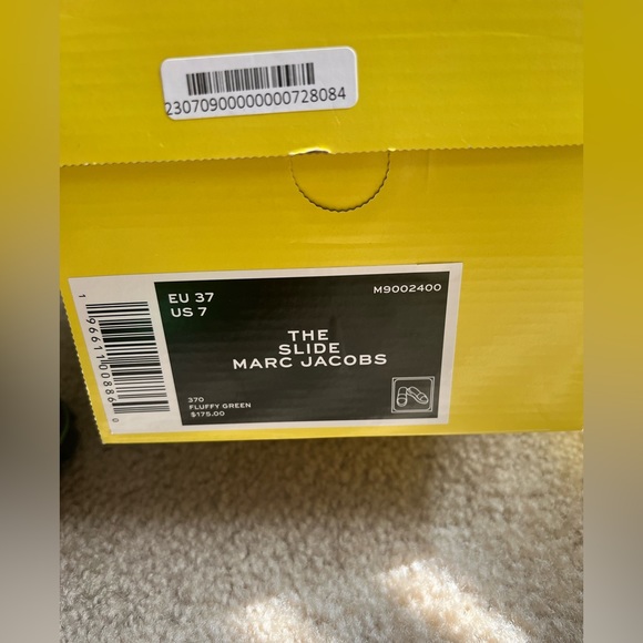 Marc Jacobs Fluffy green slides - Picture 3 of 3